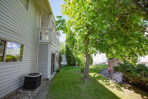 201-2806 35Th Street, Vernon, BC - Outdoor