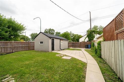 795 Wellington Ave, Winnipeg, MB 