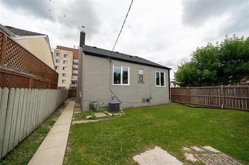 795 Wellington Ave, Winnipeg, MB 