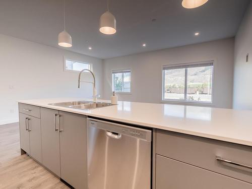 114-8960 Dallas Drive, Kamloops, BC - Indoor Photo Showing Kitchen With Double Sink