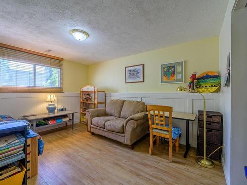 232 Cypress Ave, Kamloops, BC - Indoor