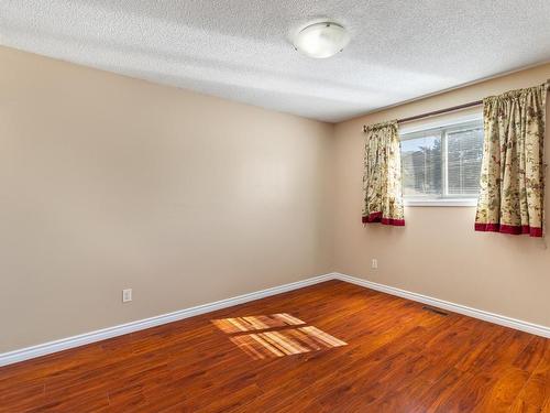 1326 Ottawa Place, Kamloops, BC - Indoor Photo Showing Other Room