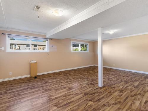 1326 Ottawa Place, Kamloops, BC - Indoor