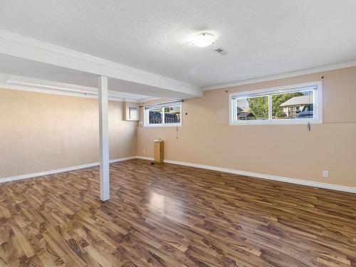 1326 Ottawa Place, Kamloops, BC - Indoor