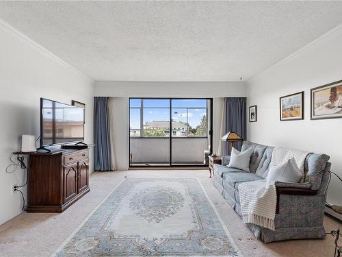 406-1041 Rockland Ave, Victoria, BC - Indoor Photo Showing Living Room