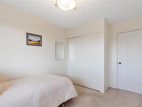 406-1041 Rockland Ave, Victoria, BC - Indoor Photo Showing Bedroom