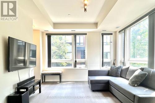 201 - 1120 Briar Hill Avenue, Toronto, ON - Indoor Photo Showing Living Room