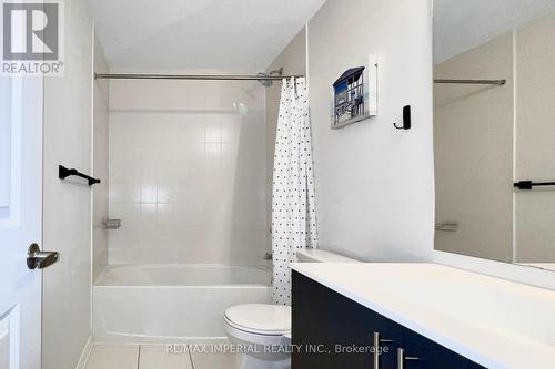 201 - 1120 Briar Hill Avenue, Toronto, ON - Indoor Photo Showing Bathroom