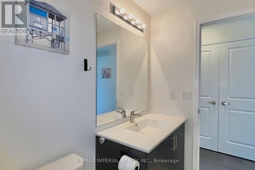 201 - 1120 Briar Hill Avenue, Toronto, ON - Indoor Photo Showing Bathroom