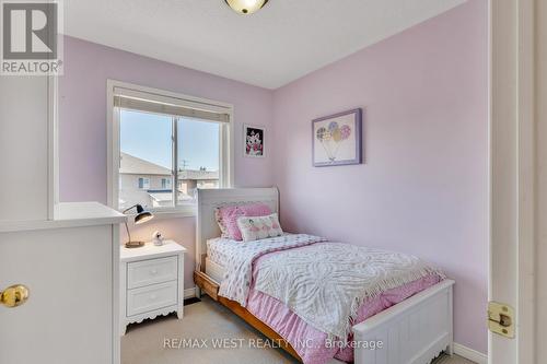 49 Spicebush Terrace, Brampton, ON - Indoor Photo Showing Bedroom