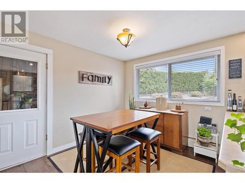 855 Rumney Road, West Kelowna, BC - Indoor Photo Showing Dining Room