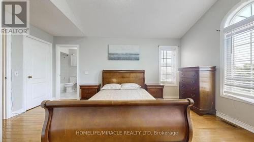 870 Khan Crescent, Mississauga, ON - Indoor Photo Showing Bedroom