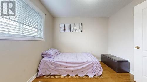 870 Khan Crescent, Mississauga, ON - Indoor Photo Showing Bedroom