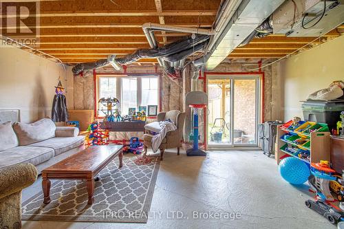 144 Crafter Crescent, Hamilton, ON - Indoor Photo Showing Basement