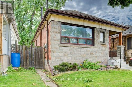 72 Edgemont Street N, Hamilton, ON - Outdoor