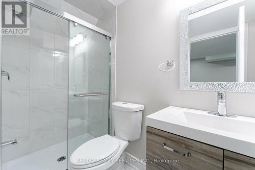 351 Royal West Drive, Brampton, ON - Indoor Photo Showing Bathroom