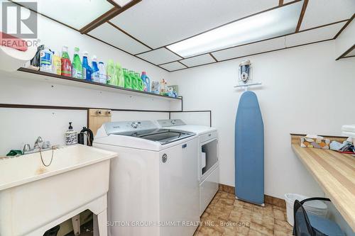 76 Vista Drive, Mississauga, ON - Indoor Photo Showing Laundry Room