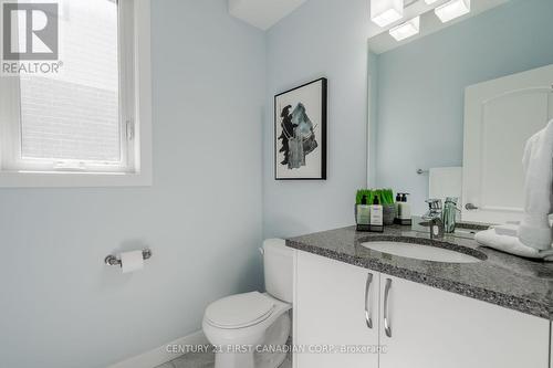 1296 Twilite Boulevard, London, ON - Indoor Photo Showing Bathroom