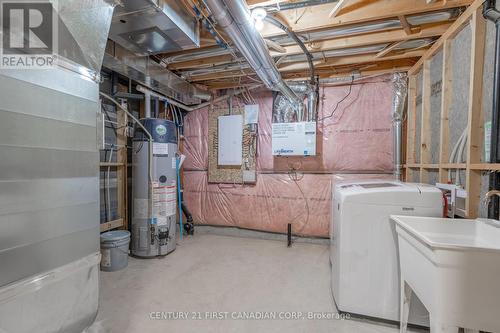 1296 Twilite Boulevard, London, ON - Indoor Photo Showing Laundry Room