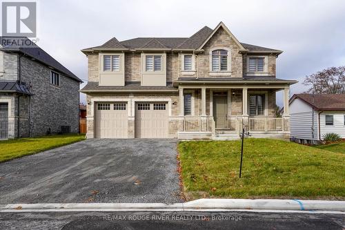 104 Northview Avenue, Whitby (Blue Grass Meadows), ON - Outdoor With Facade