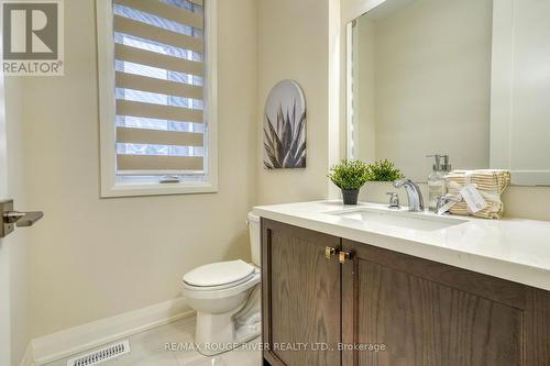 104 Northview Avenue, Whitby (Blue Grass Meadows), ON - Indoor Photo Showing Bathroom