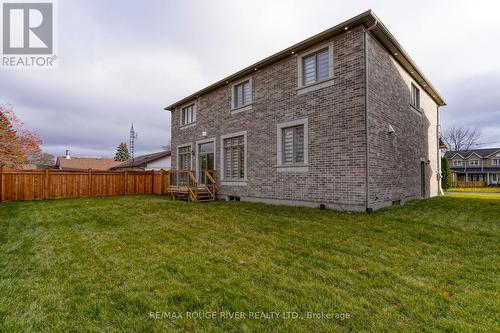 104 Northview Avenue, Whitby (Blue Grass Meadows), ON - Outdoor