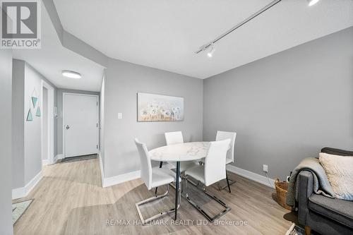 419 - 711 Bay Street, Toronto, ON - Indoor Photo Showing Dining Room