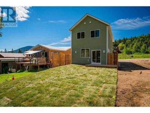 1554 Cook Avenue, Rossland, BC - Outdoor With Deck Patio Veranda