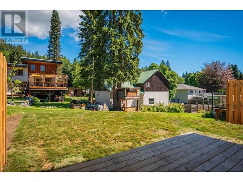 1554 Cook Avenue, Rossland, BC - Outdoor With Deck Patio Veranda