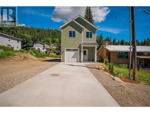 1554 Cook Avenue, Rossland, BC - Outdoor With Facade