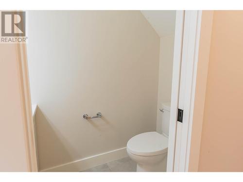 1554 Cook Avenue, Rossland, BC - Indoor Photo Showing Bathroom