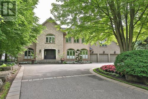 24 Raymar Place, Oakville, ON - Outdoor With Facade