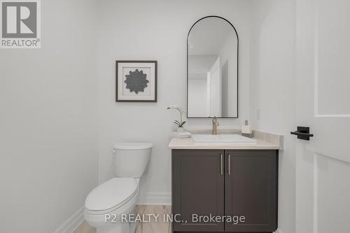 7481 Splendour Drive, Niagara Falls, ON - Indoor Photo Showing Bathroom