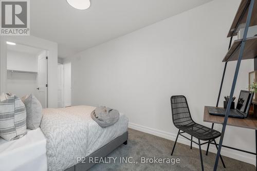 7481 Splendour Drive, Niagara Falls, ON - Indoor Photo Showing Bedroom