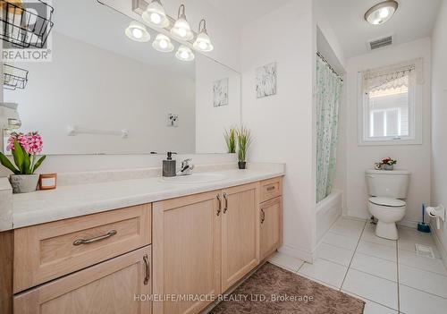 80 Meadowbank Drive, Hamilton, ON - Indoor Photo Showing Bathroom