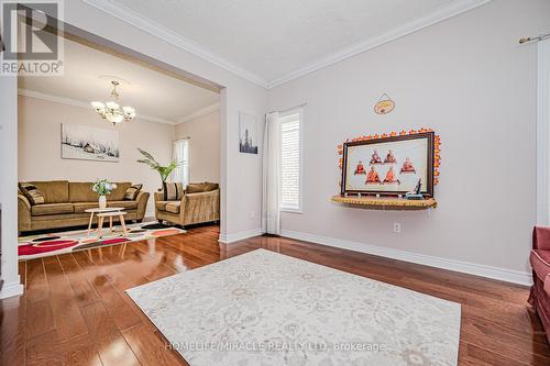 80 Meadowbank Drive, Hamilton, ON - Indoor Photo Showing Living Room