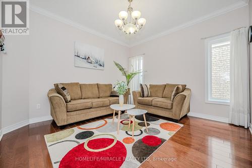 80 Meadowbank Drive, Hamilton, ON - Indoor Photo Showing Living Room