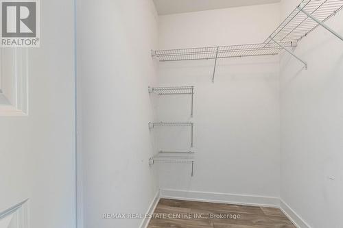 305B - 4655 Metcalf Avenue, Mississauga, ON - Indoor With Storage
