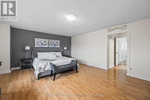 2873 Gulfstream Way, Mississauga, ON - Indoor Photo Showing Bedroom