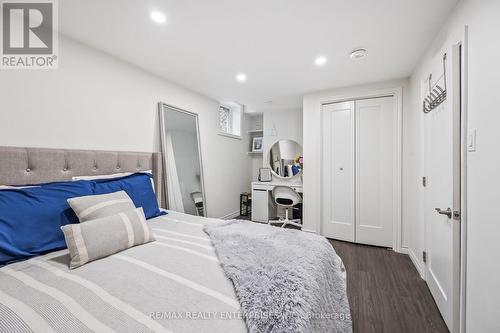 2873 Gulfstream Way, Mississauga, ON - Indoor Photo Showing Bedroom