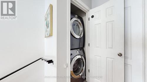 28 Pont Lane E, Toronto, ON - Indoor Photo Showing Laundry Room
