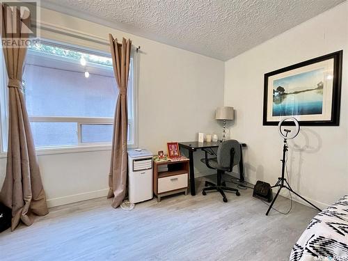 212 Cumberland Avenue S, Saskatoon, SK - Indoor Photo Showing Other Room