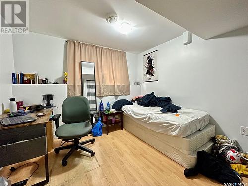 212 Cumberland Avenue S, Saskatoon, SK - Indoor Photo Showing Bedroom