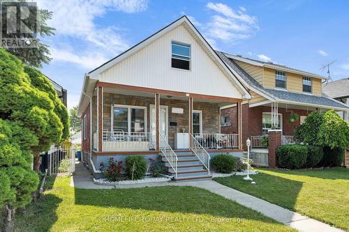 1529 Hall Avenue, Windsor, ON - Outdoor With Deck Patio Veranda With Facade