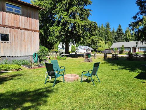 316 3Rd Avenue Nw, Nakusp, BC - Outdoor