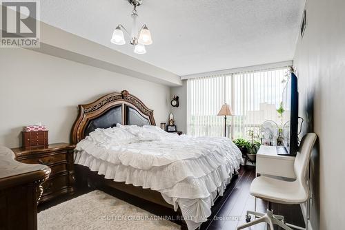 803 - 309 Major Mackenzie Drive E, Richmond Hill, ON - Indoor Photo Showing Bedroom