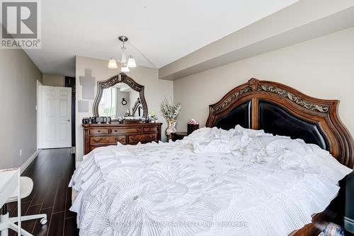 803 - 309 Major Mackenzie Drive E, Richmond Hill, ON - Indoor Photo Showing Bedroom