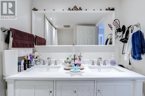 803 - 309 Major Mackenzie Drive E, Richmond Hill, ON - Indoor Photo Showing Bathroom