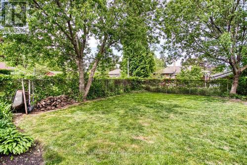 583 Taplow Crescent, Oakville, ON - Outdoor