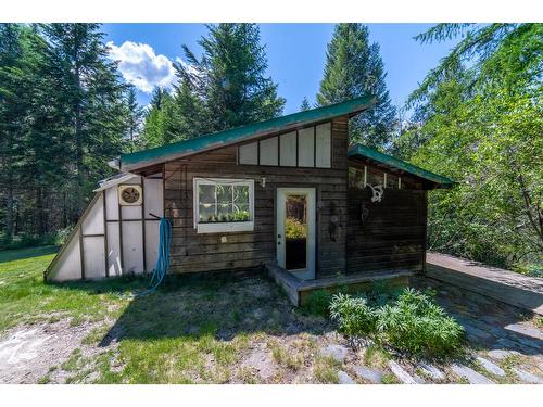 702 Forner Road, Lister, BC - Outdoor